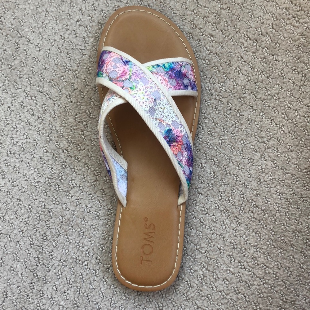 TOMS colorful lace cross strap sandals